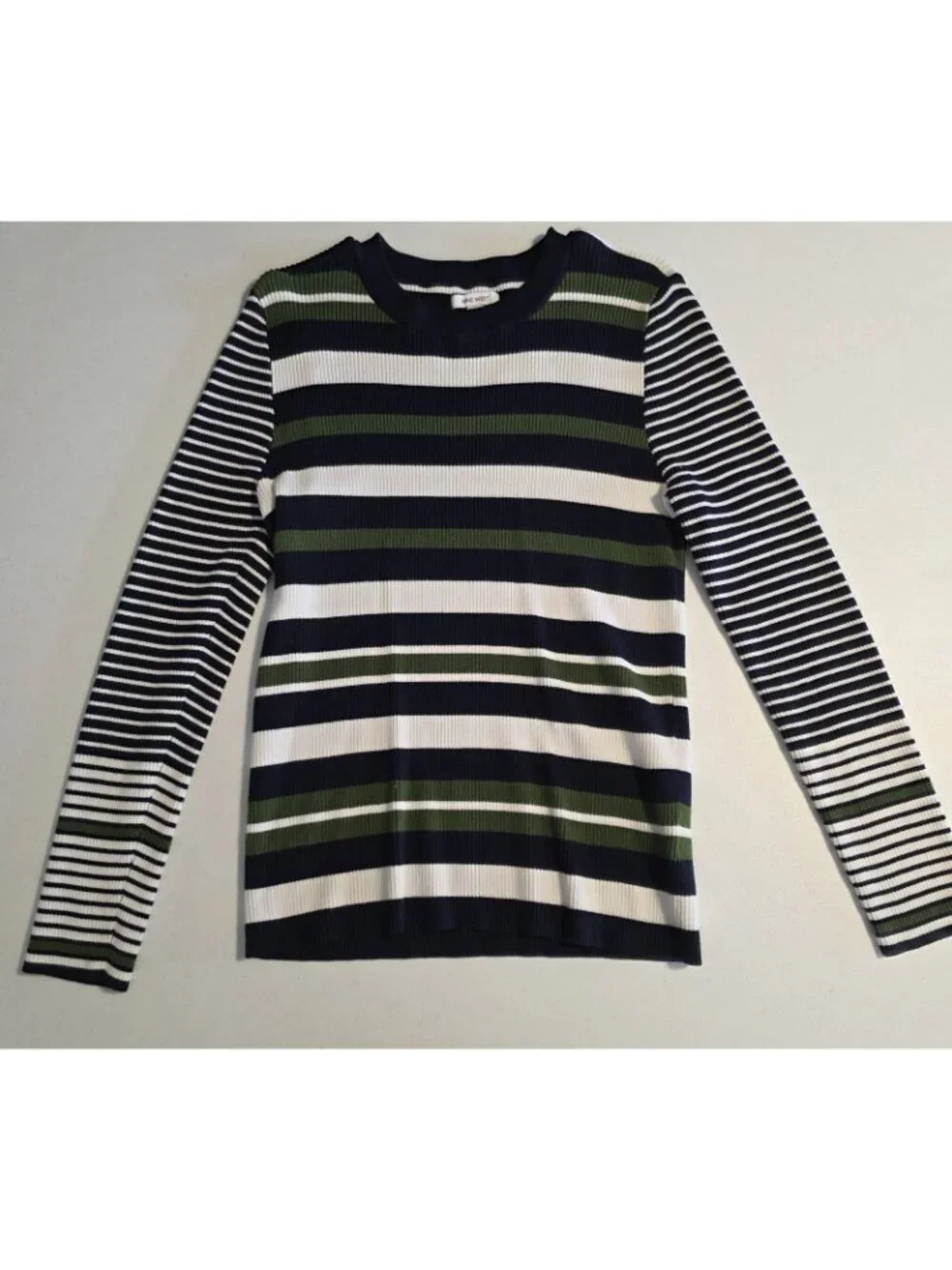 Nine West Rib Knit Crew Neck Sweater Rayon Blend Green Blue Striped Large NEW‎
